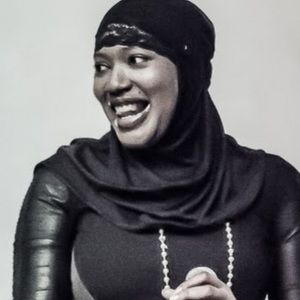 Meet your Posher, Shaketa